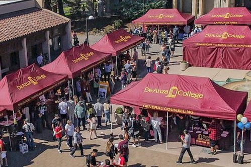 運動会でのイベント用テント使用例