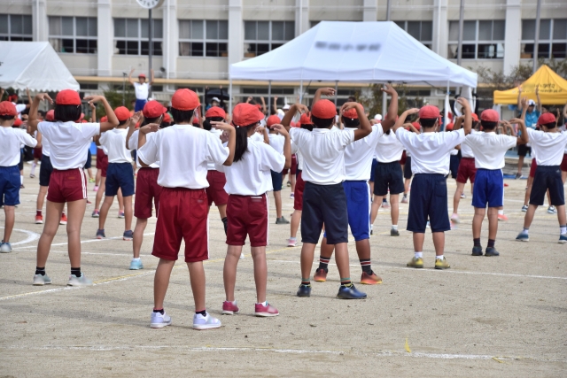 イージーアップブログ | 春の運動会にワンタッチテントは必須アイテム！